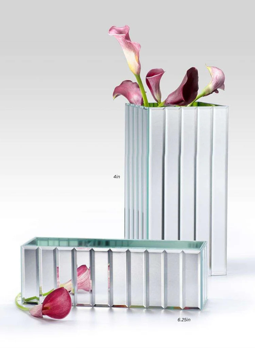 Vase en verre rectangulaire et carré à bandes miroir