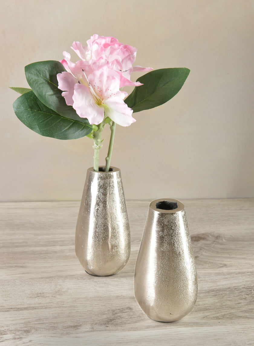 Mini vase en métal argenté Jacques en aluminium de 11,4 cm de haut