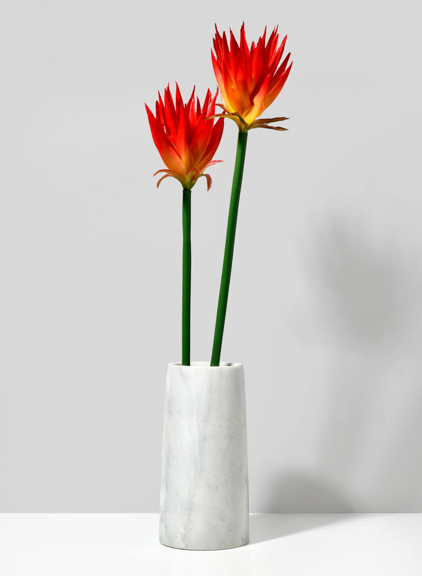 Vase colonne toscan en marbre blanc de 25 cm de haut 